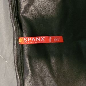 Spanx brand leggings